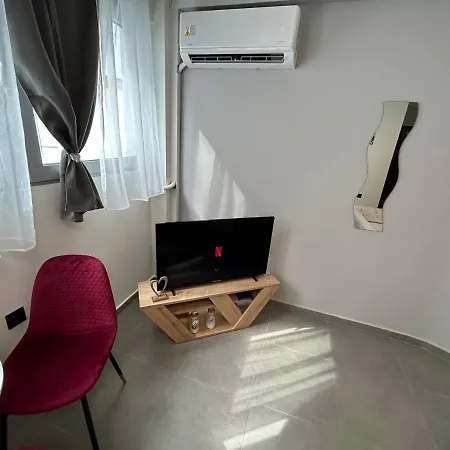 Debbies Rooms 8 Thessaloniki Exterior photo